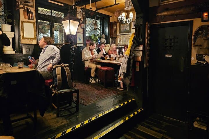 Pilgrims, Pirates & Pubs: A Riverside Walking Tour of London's Docklands