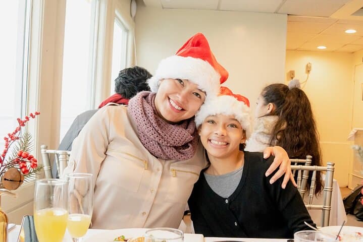 Cruise Through New York's Festive Skies with a Holiday Brunch photo 2