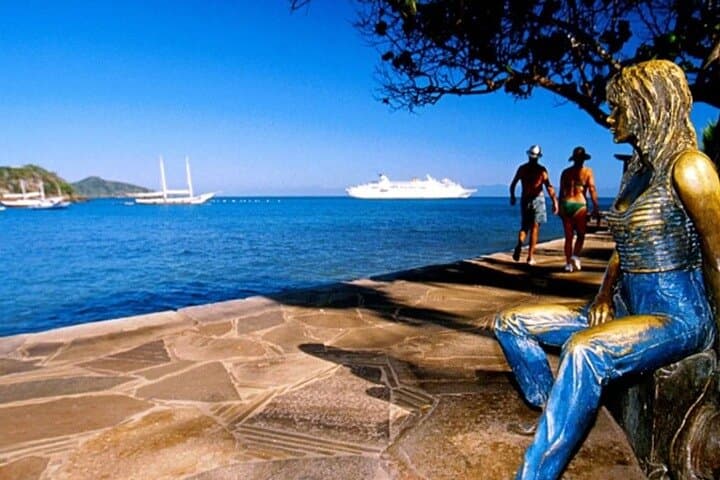 Búzios Boat Tour & Lunch — Full-Day Guided Escuna to João Fernandes, Azeda and More photo 3