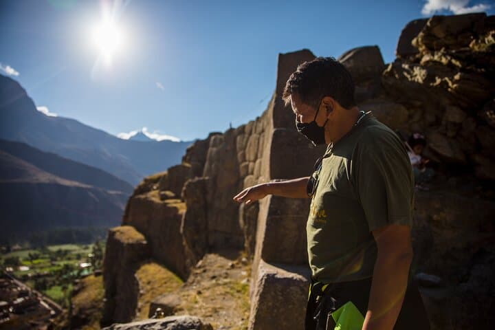 Private 2-Day Sacred Valley & Machu Picchu Journey from Cusco photo 2