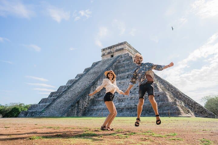 Private Yucatán Explorer: Chichén Itzá, Cenote Swim & Valladolid Day Trip