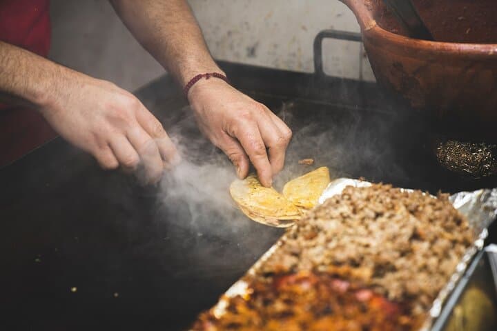 Cancún Flavor Quest: Market-to-Table Private Cooking Experience