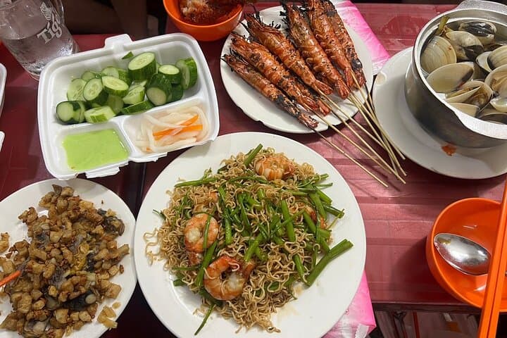 Hanoi Old Quarter Street Food Tour with Female Guide photo 5