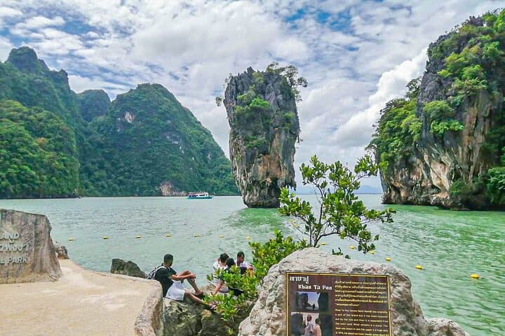 Phang Nga Bay James Bond Island Speedboat and Sea-Kayak Day Tour from Phuket