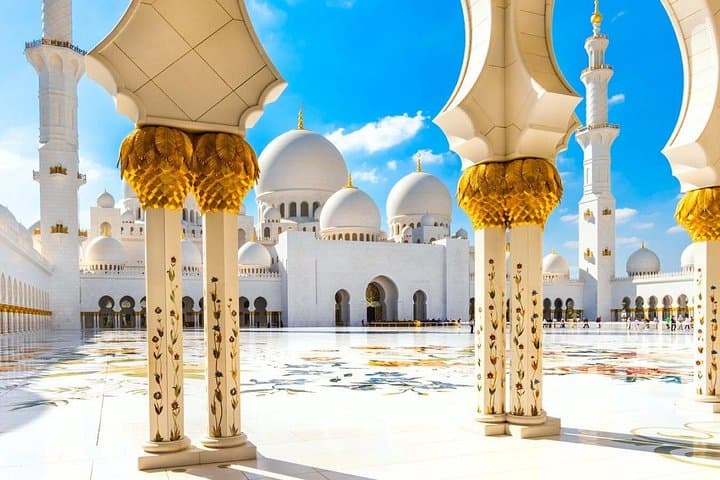 Private Day Trip to Abu Dhabi from Dubai: Sheikh Zayed, Qasr Al Watan & Louvre photo 1
