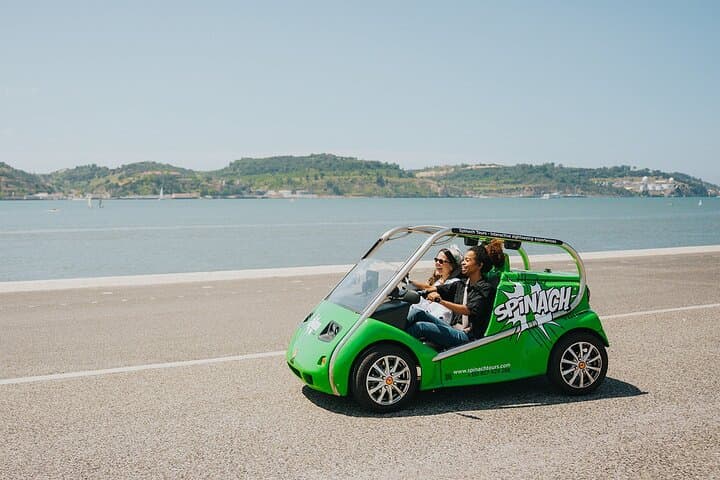 Lisbon Electric Self-Drive Tour — Spinach Car Sightseeing Routes (1–3 hrs) photo 2