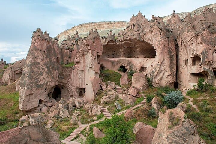 Cappadocia Red Tour: Explore Fairy Chimneys, Valleys & Avanos Pottery