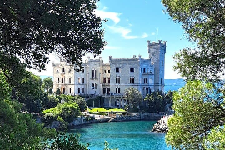 Seven-Day Private Croatia Tour with Russian-Speaking Guide — Zagreb, Istria, Plitvice & Slovenia photo 6