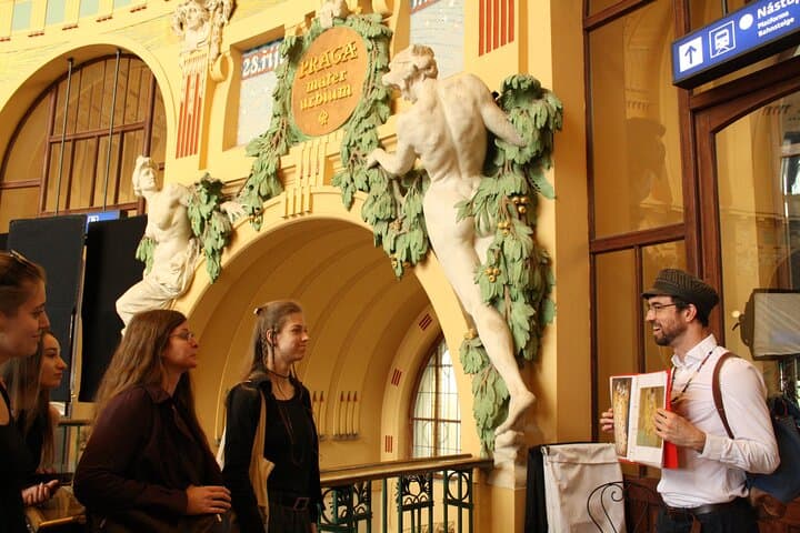 Private Prague Art Nouveau & Cubism Walking Tour — 2.5-Hour Architectural Immersion photo 2