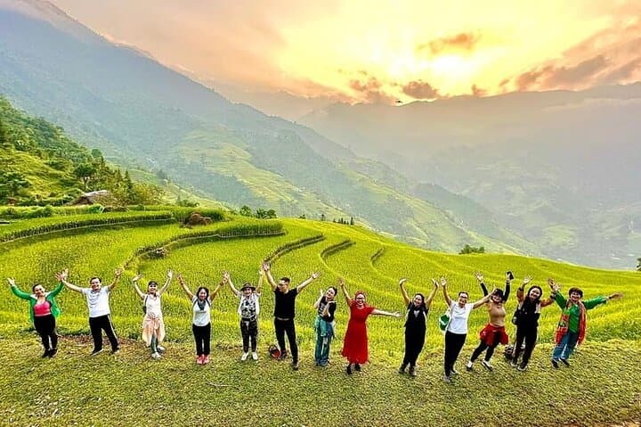 Ha Giang Karst Plateau 4-Day Tour from Hanoi — Ma Pi Leng & Nho Que River photo 2