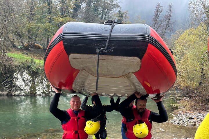 2.5-Hour Rafting Adventure in Tuscany: Rapids, Slides and River Forests photo 5