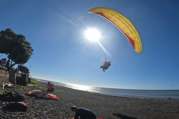 Tandem Paragliding Over Madeira: 30-Min Beach Landing Adventure photo 4
