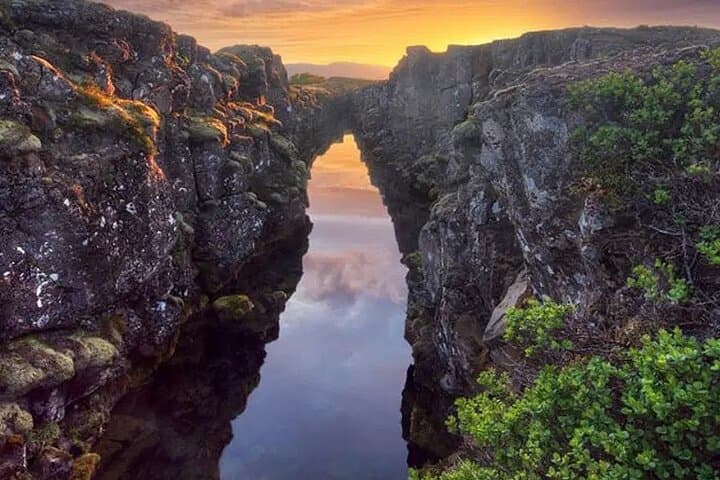 Golden Circle and Blue Lagoon Day Tour: Thingvellir, Geysir, Gullfoss & Kerid photo 6