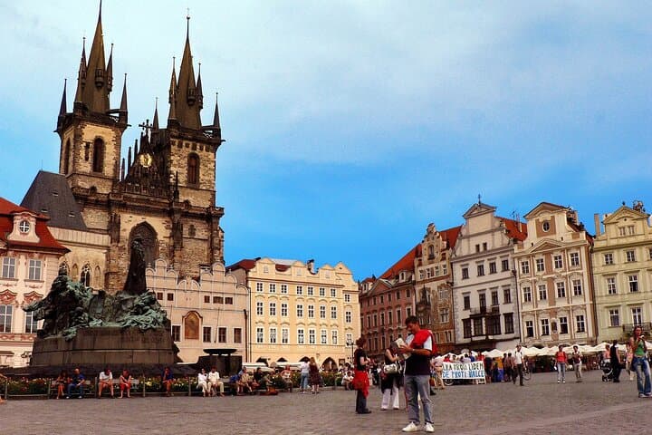 Private Prague Highlights Tour: Charles Bridge, Castle & Rooftop Prosecco photo 5