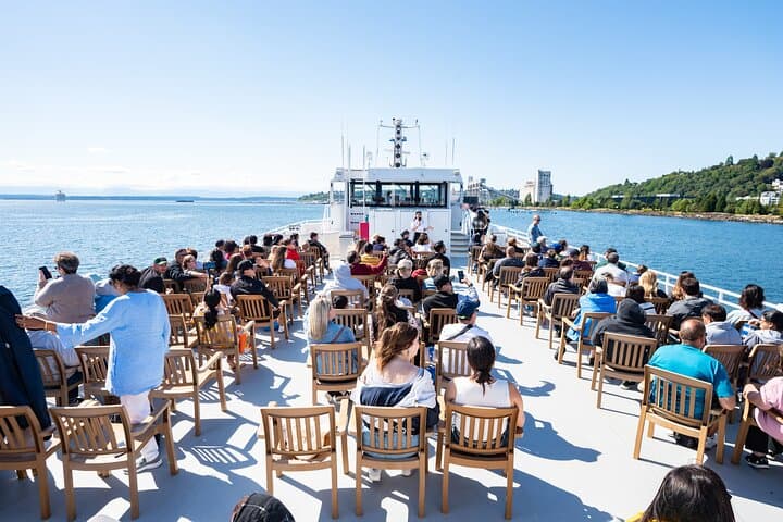 Seattle Harbor Cruise: Elliott Bay Views, Mount Rainier & Waterfront History photo 2