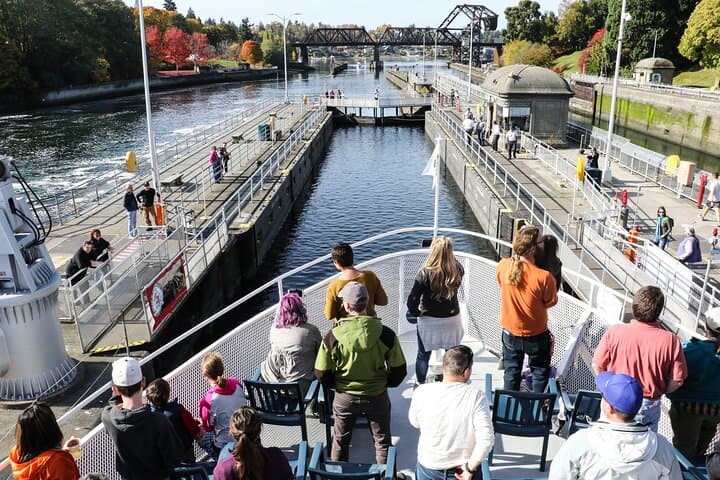 Seattle Locks Cruise: Tour the Ballard Locks, Lake Union & Puget Sound in 2 Hours photo 3