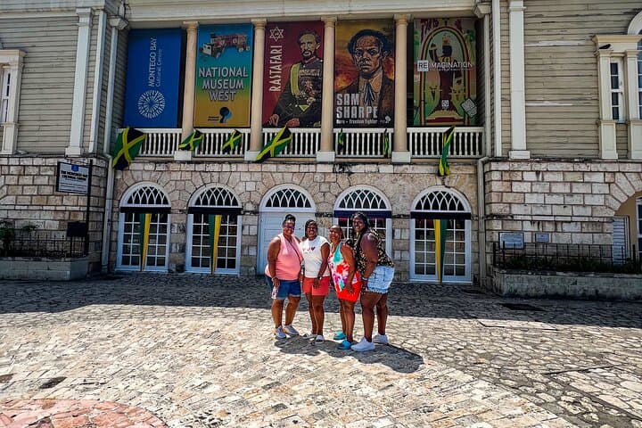 Montego Bay Highlights: Scenic Sightseeing & Local Culture Tour