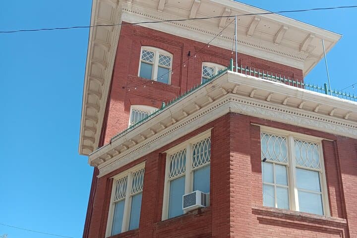 Bisbee 1-Hour Jeep Tour — Old Bisbee Panoramic Views & Mining History photo 6