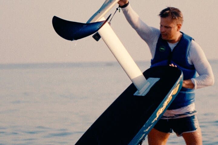 E‑Foil Surfing in Muscat Bay — Glide Above Arabian Waters at Sunrise photo 4