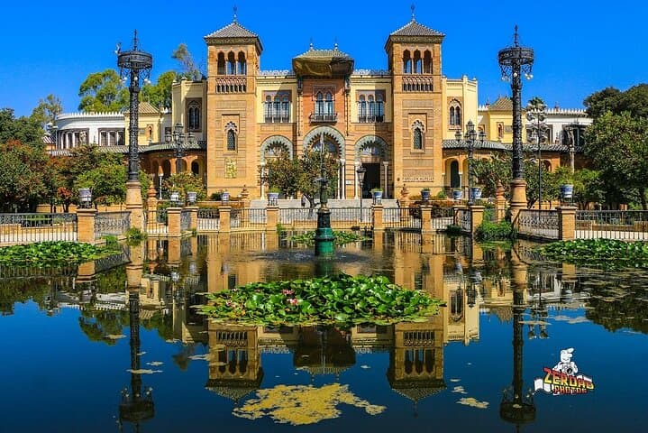 Seville Private Walking Tour: Plaza de España and Maria Luisa Park photo 4