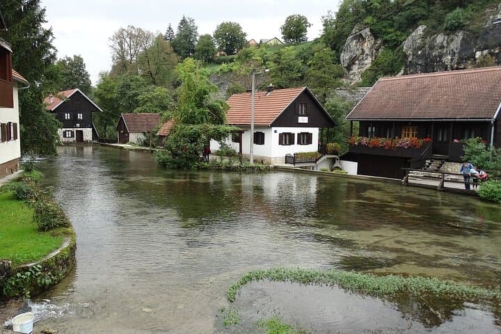 Zagreb to Plitvice Lakes & Rastoke — Private Day Tour Guide photo 4