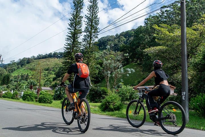 E-Bike Boquete: Private Cultural & Coffee Tour with Volcán Barú Views