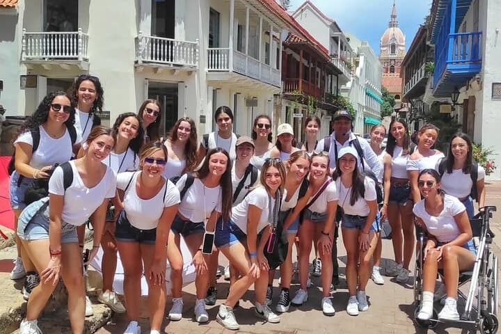 Private Walled City Walking Tour in Cartagena — Historic Highlights & Practical Guide photo 6