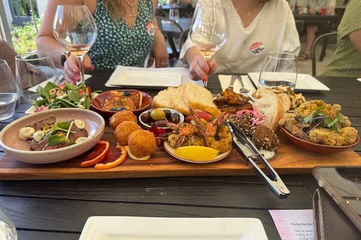 Private Chef-Led Martinborough Wine Tour with Gourmet Lunch from Wellington photo 3
