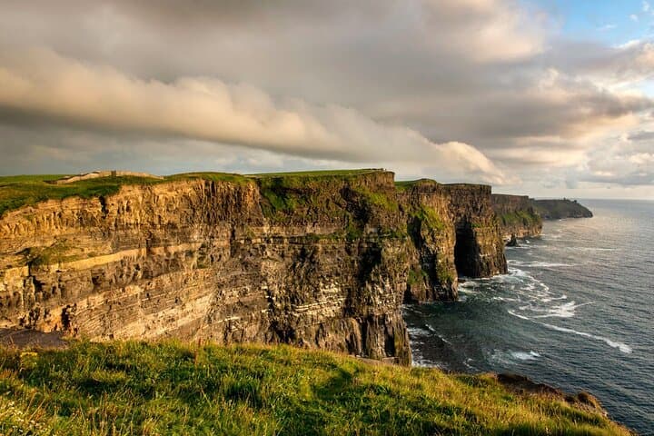 Cliffs of Moher & Aillwee Caves Day Tour from Galway: Coast, Caves & Falconry