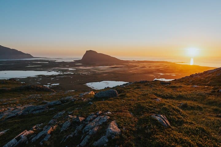 Half-Day Lofoten Scenic Sightseeing: Kabelvåg, Haukland & Henningsvær photo 3