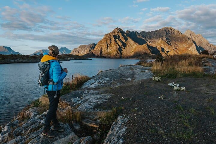 Half-Day Lofoten Scenic Sightseeing: Kabelvåg, Haukland & Henningsvær photo 4