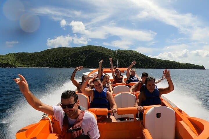 Extreme Jetboat Adventure in St Kitts: Moggaro Jet Boat Thrill Ride photo 4