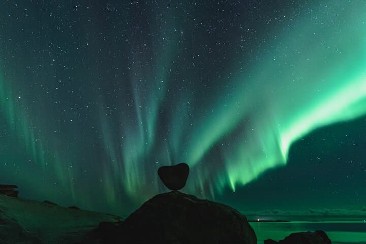 Northern Lights Photography Tour in Lofoten: Aurora Chase from Svolvaer photo 4