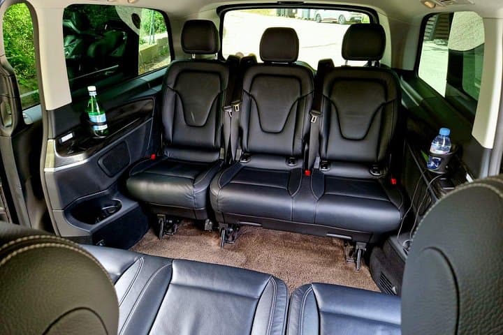 Heathrow to Central London Private Transfer — Fast, Eco-Friendly Airport Rides photo 6