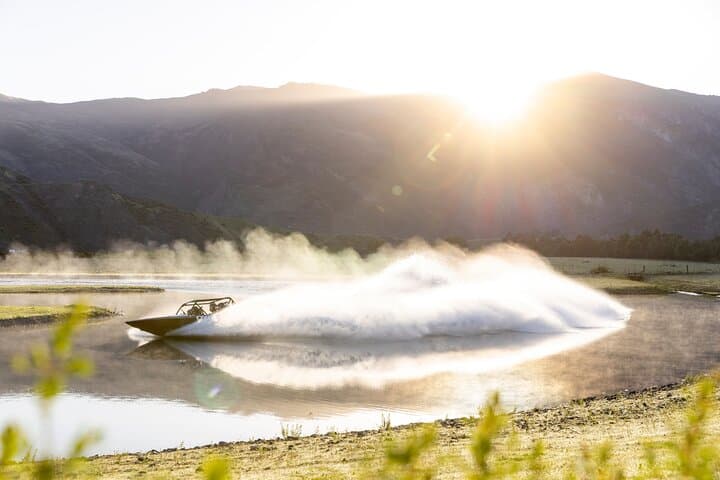 Jet Sprint Boating in Gibbston Valley — High-Speed Jet Boat Rides Near Queenstown
