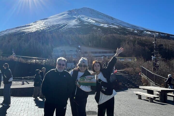 Mt Fuji and Hakone Day Tour — 5th Station, Hakone Ropeway & Lake Ashi Cruise photo 4