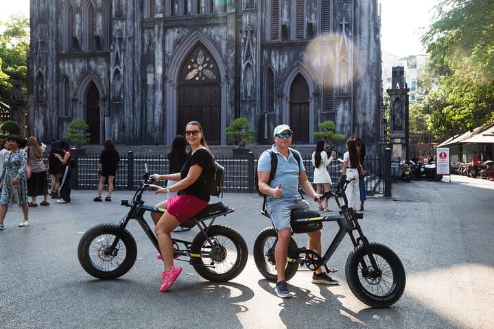 Hanoi E-Bike Tour: Hoan Kiem, Long Bien & Old Quarter in 3.5 Hours photo 1