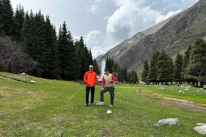 21-Day Central Asia Overland: Silk Road Cities, Mountains & Desert Craters