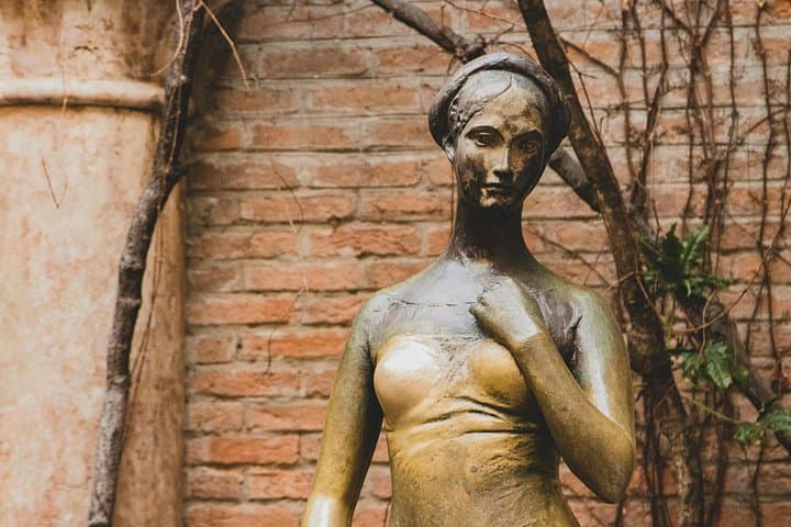 Self-Guided Walking Tour of Verona: Romeo, Juliet & Historic Highlights photo 4