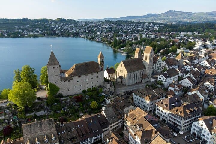 Rapperswil, Cheese & Lindt Chocolate Day Trip from Zurich