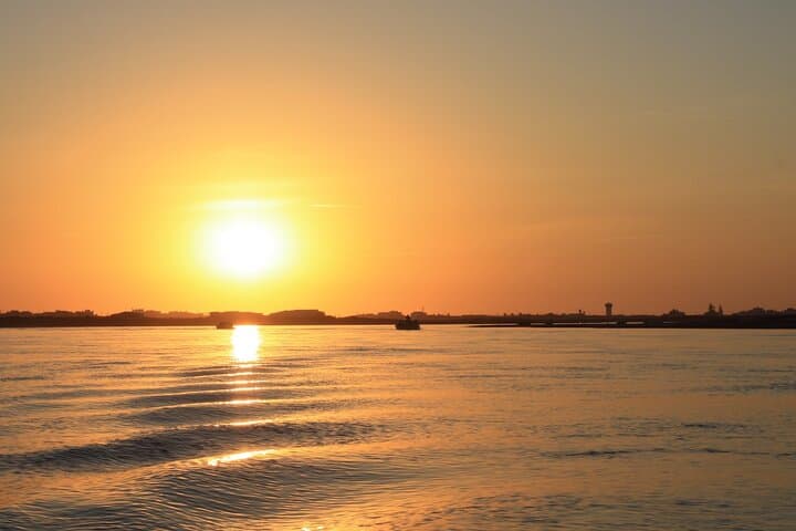 Solar Sunset Cruise in Ria Formosa from Faro – Eco-friendly Boat Tour photo 2
