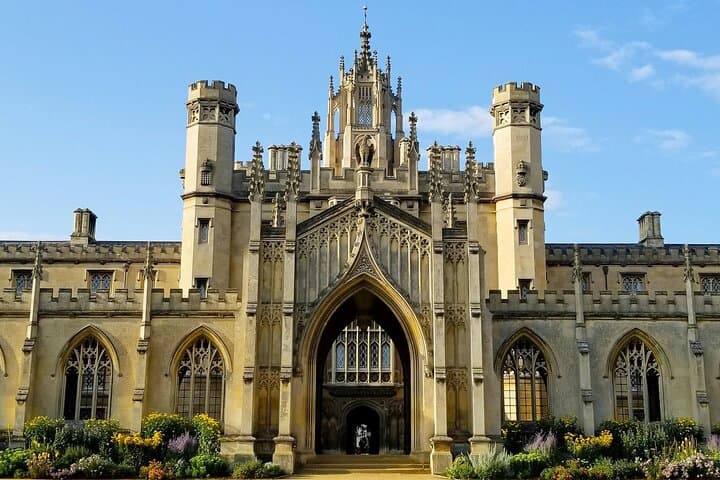 Bridges and Brilliance: Cambridge Self-Guided Walking Tour with App photo 4