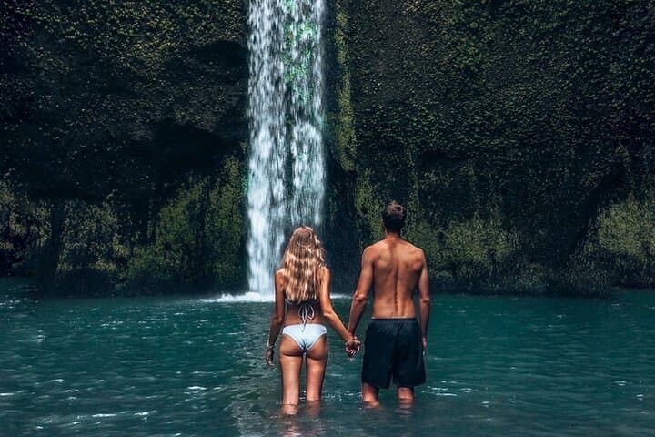Ubud Waterfalls, Tegallalang Rice Terraces & Tirta Empul Private Tour photo 2