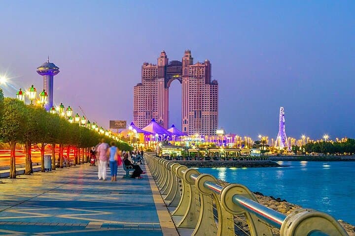 Abu Dhabi All-in-One: Sheikh Zayed, Corniche & Cultural Highlights Tour photo 5