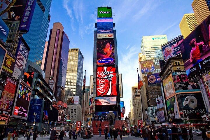 Midtown Manhattan Walking Tour: Highlights, Local Stories & Practical Tips photo 2