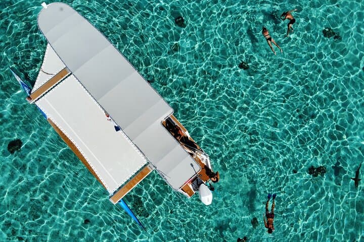 Tahaa Vanilla Tour: Full-Day Outrigger Canoe Excursion & Coral Garden Snorkel