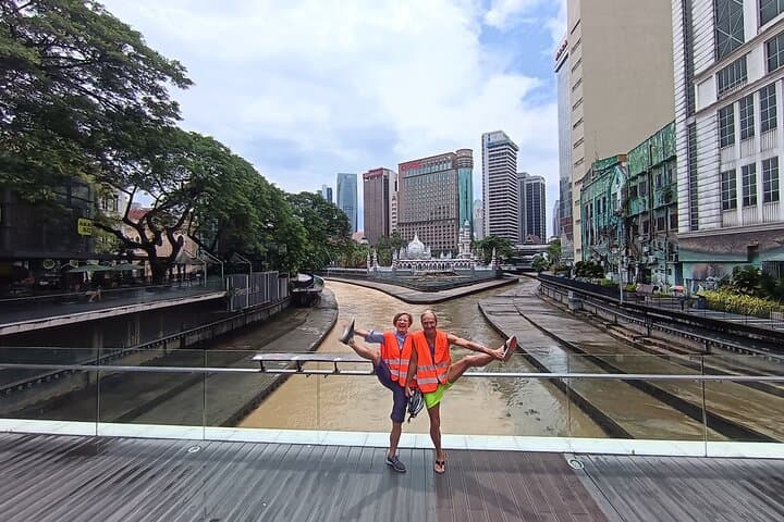 Cycle the Klang: Riverside Kuala Lumpur Cultural Bike Tour photo 4