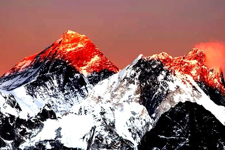 12-Day Everest Base Camp Trek: Lukla to Kala Patthar Trekking Guide photo 5