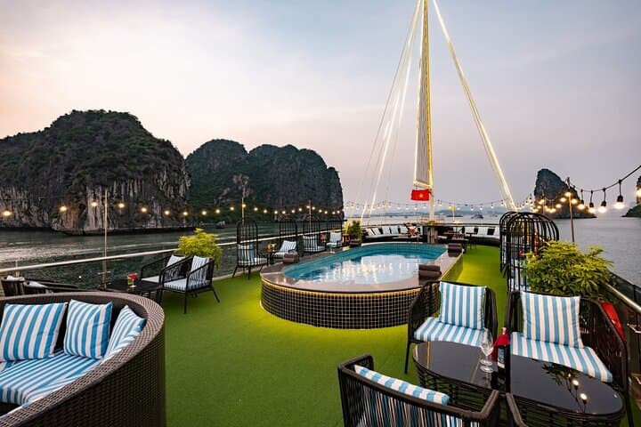 Luxury Halong Bay Day Cruise: Buffet, Pool & Sunset Party on Route 2 photo 2