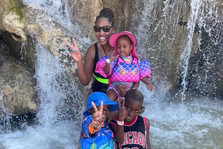Private Dunn's River Falls & Blue Hole Day Trip from Montego Bay photo 6